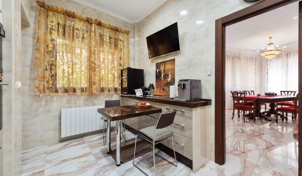 Odsprzedaż - Villa - Orihuela Costa - Campoamor