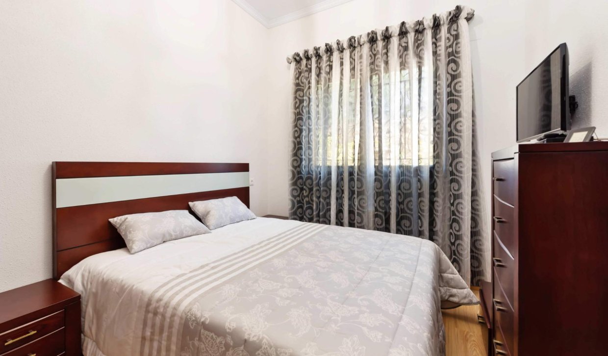 Odsprzedaż - Villa - Orihuela Costa - Campoamor