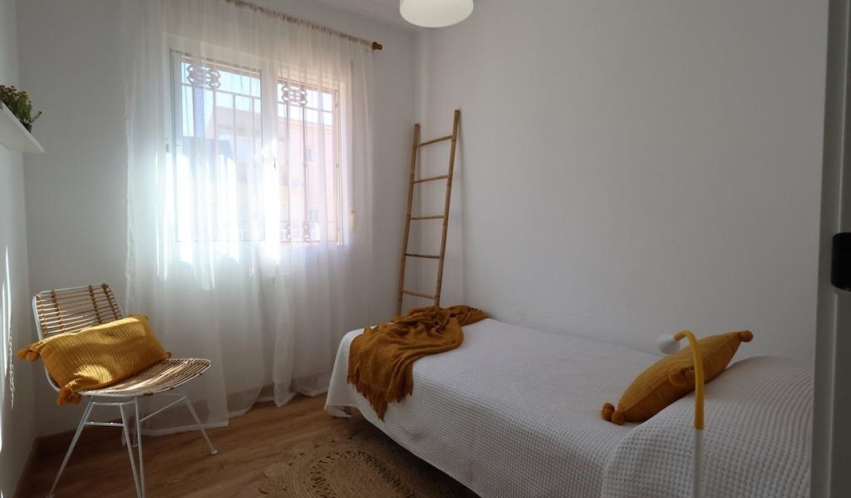 Segunda Mano - Casa Tipo Dúplex - Orihuela Costa - La Zenia