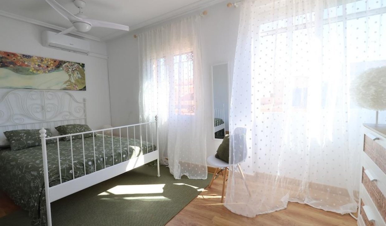 Segunda Mano - Casa Tipo Dúplex - Orihuela Costa - La Zenia