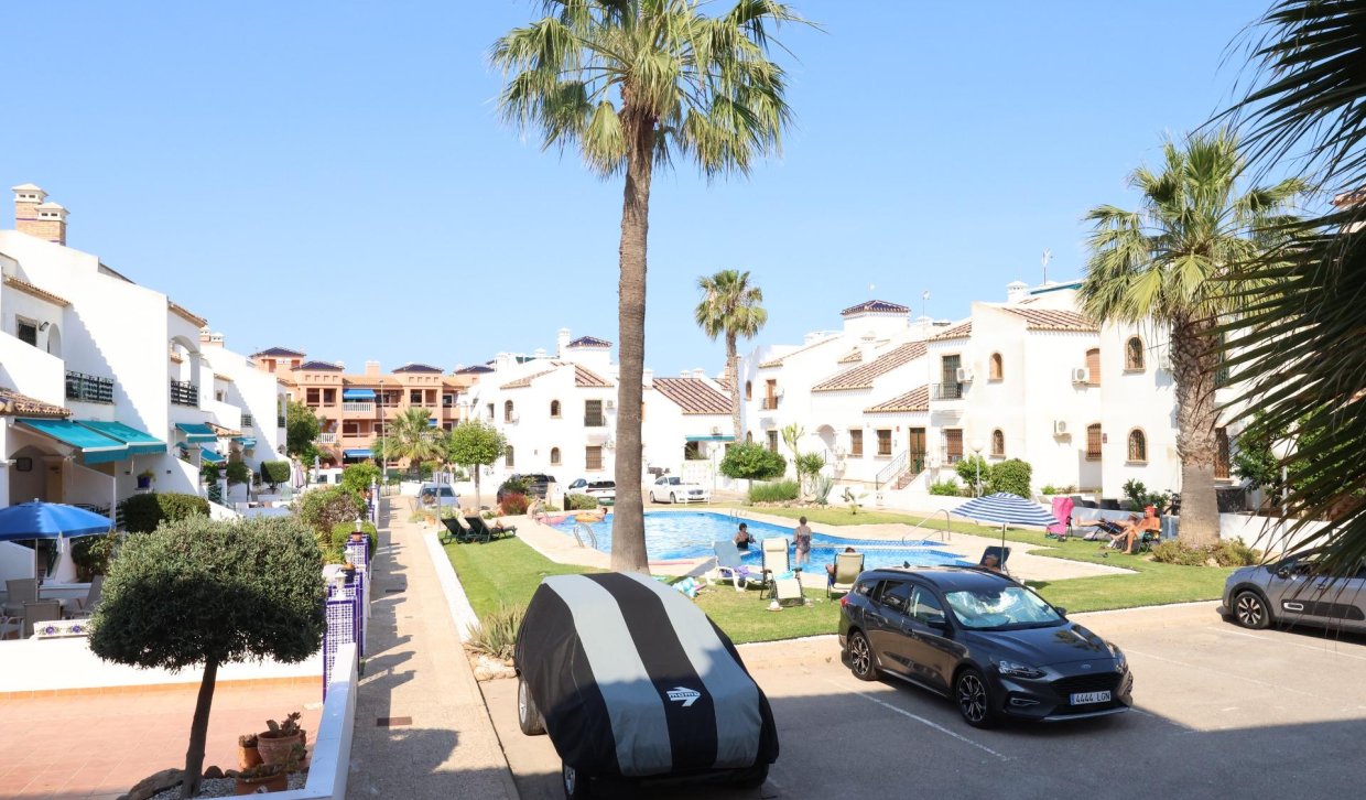 Odsprzedaż - Mieszkanie w bloku - Orihuela Costa - PAU 8