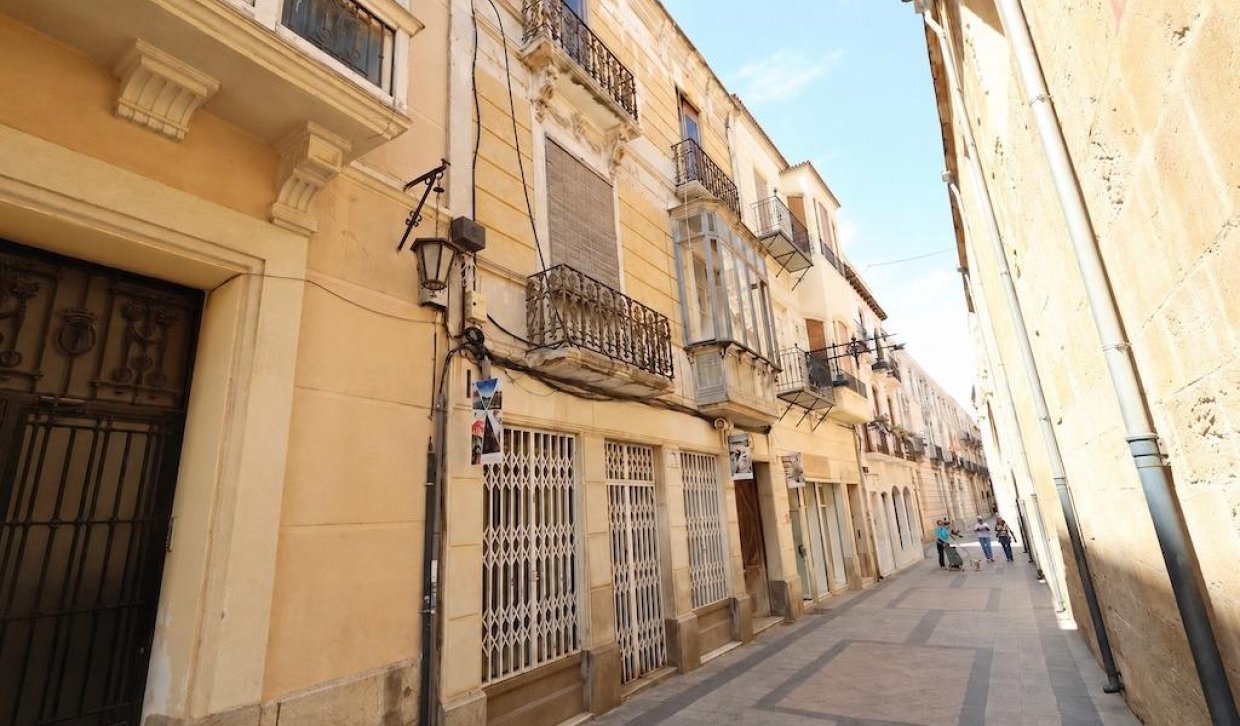 Revente - Inmueble singular - Orihuela - Zona Centro