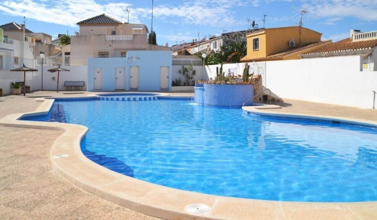 Segunda Mano - Adosado - Torrevieja - Los balcones