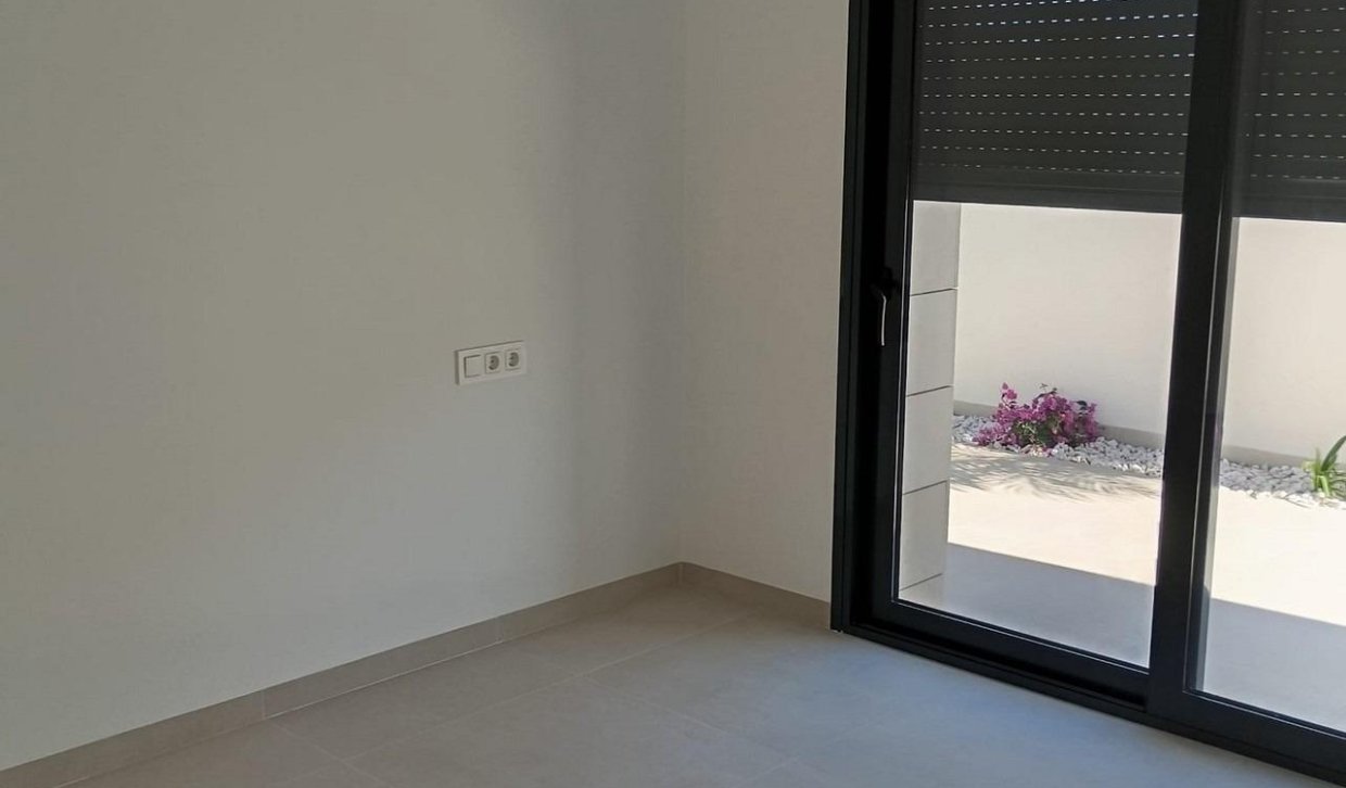 Nouvelle construction - Villa - Pilar de la Horadada - Roda Golf