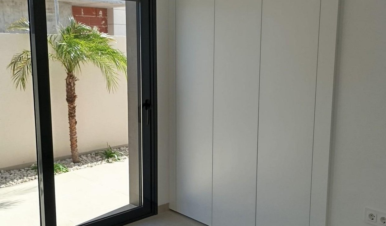 Nouvelle construction - Villa - Pilar de la Horadada - Roda Golf