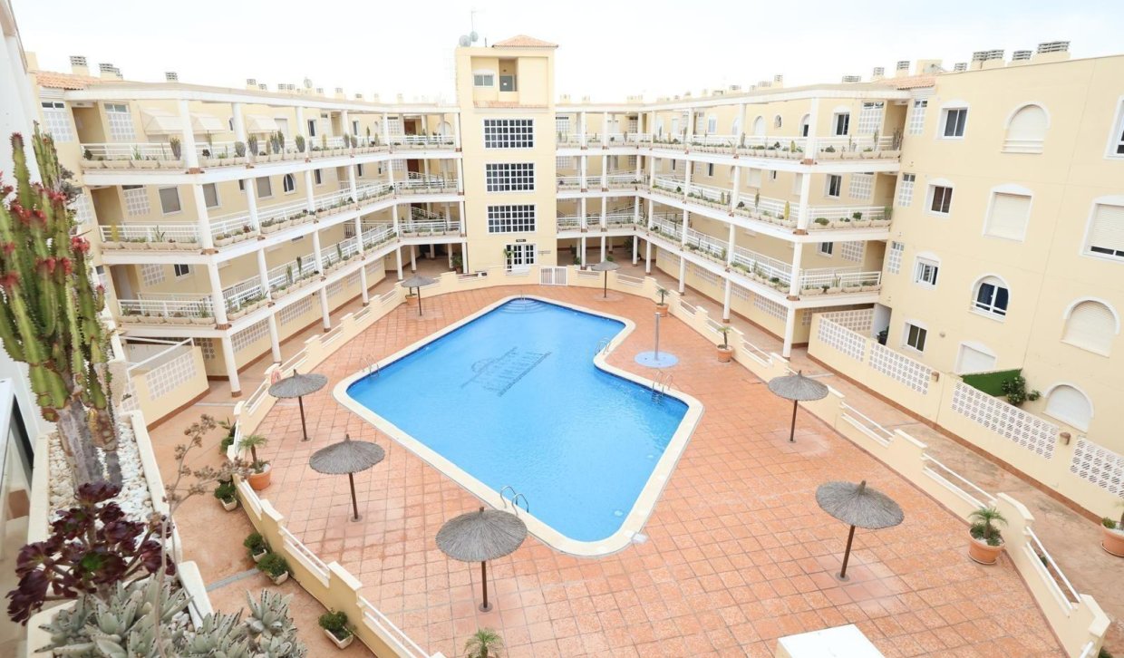 Verhuur - Appartement  - Orihuela Costa - Campoamor