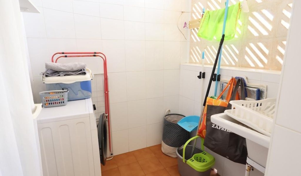 Verhuur - Appartement  - Orihuela Costa - Campoamor