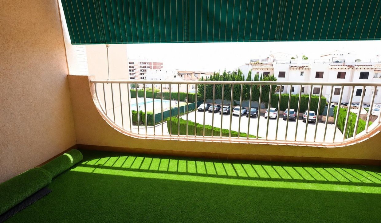 Segunda Mano - Apartamento  - Orihuela Costa - La Zenia