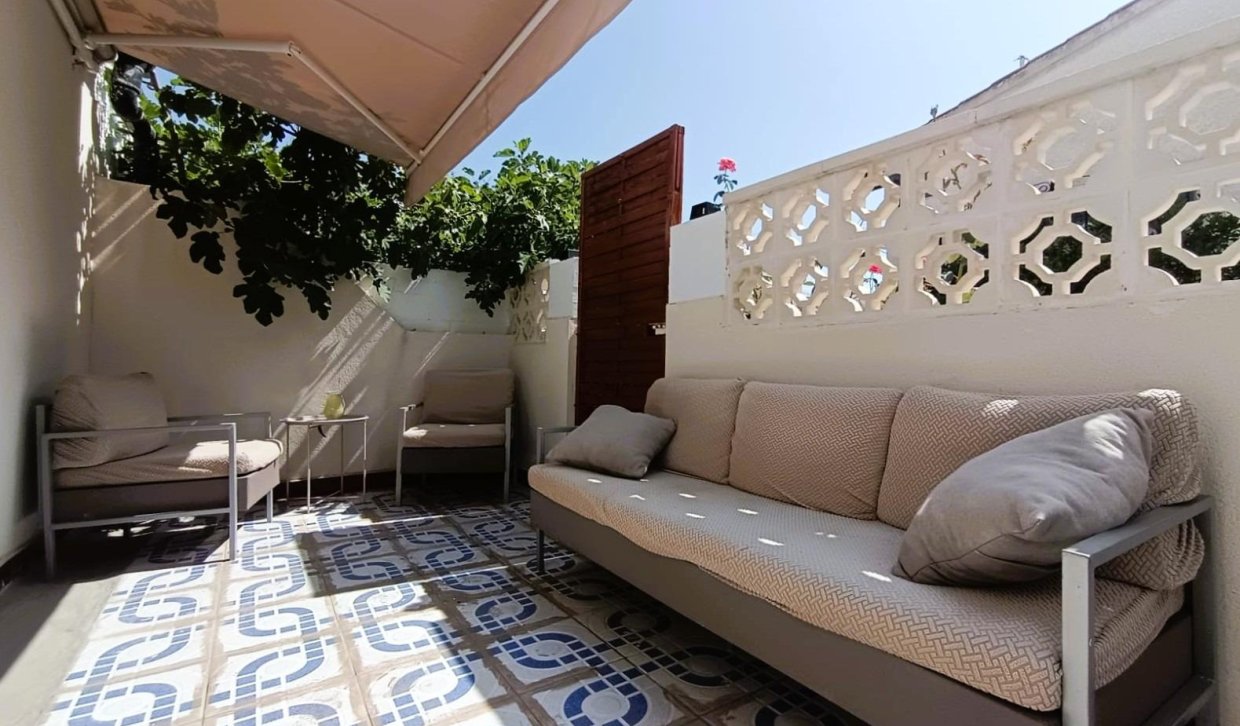 Resale - Bungalow - Torrevieja - La Siesta - El Salado - Torreta