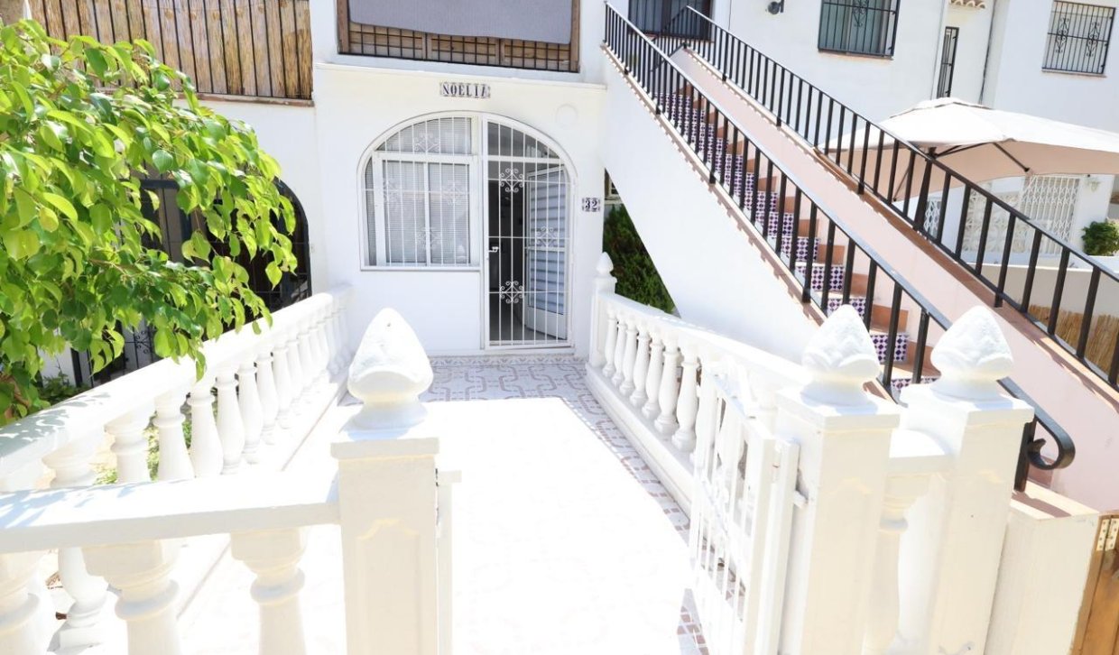 Resale - Bungalow - Torrevieja - Los Balcones - Los Altos del Edén
