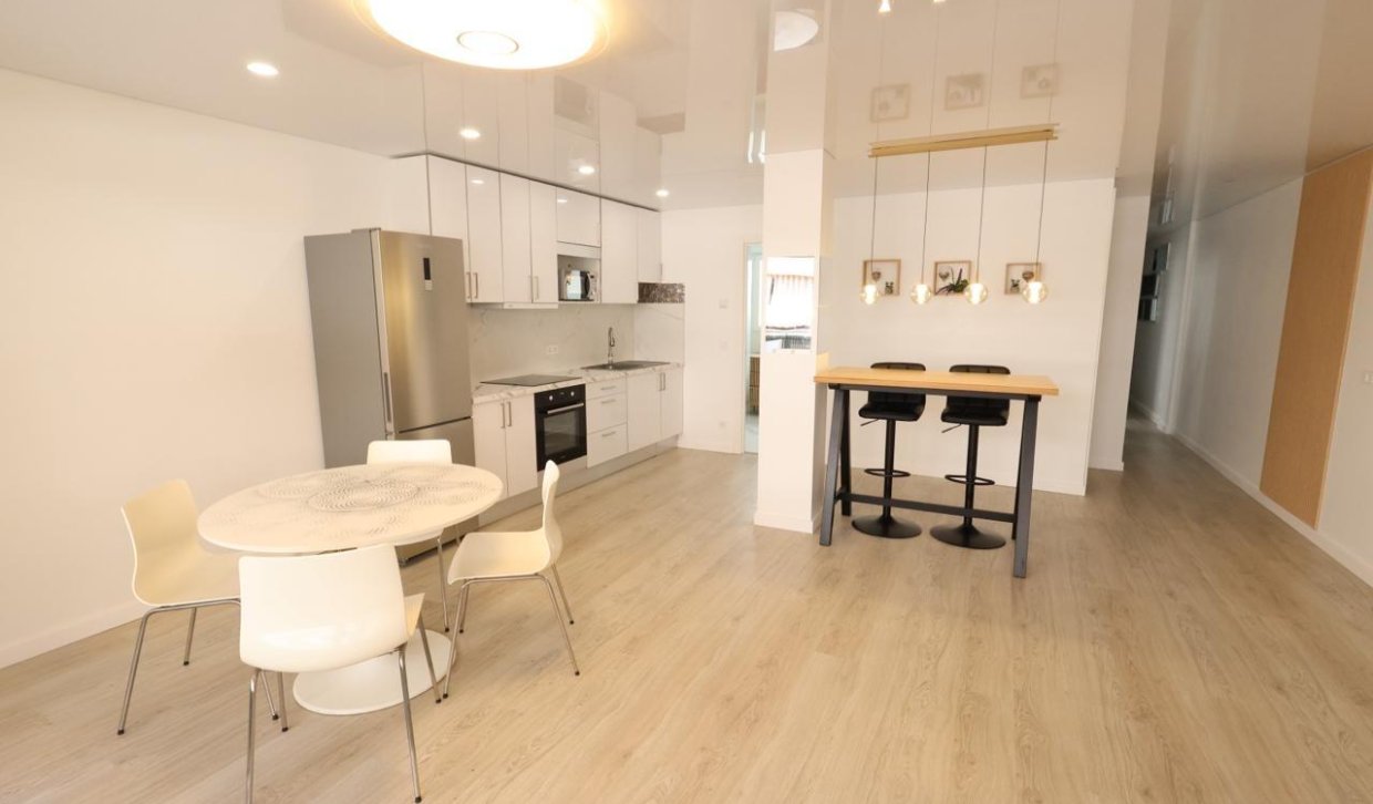 Segunda Mano - Apartamento  - Torrevieja - Acequion