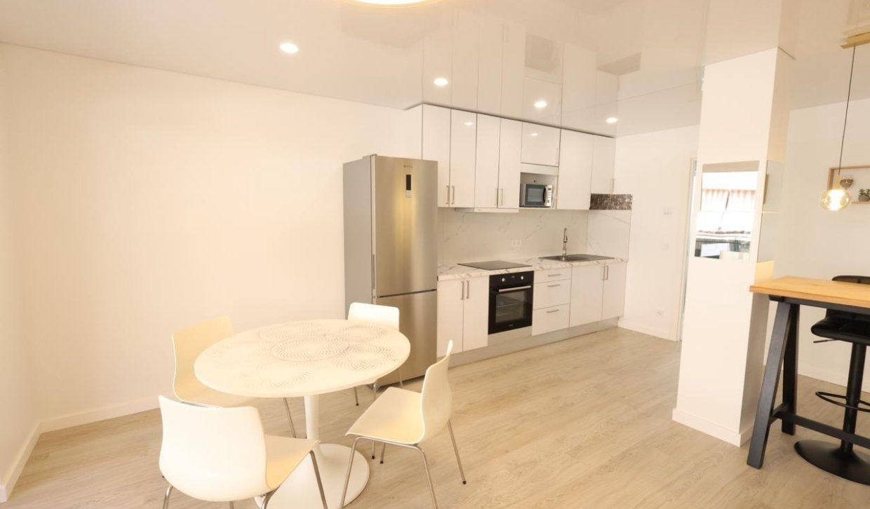 Segunda Mano - Apartamento  - Torrevieja - Acequion
