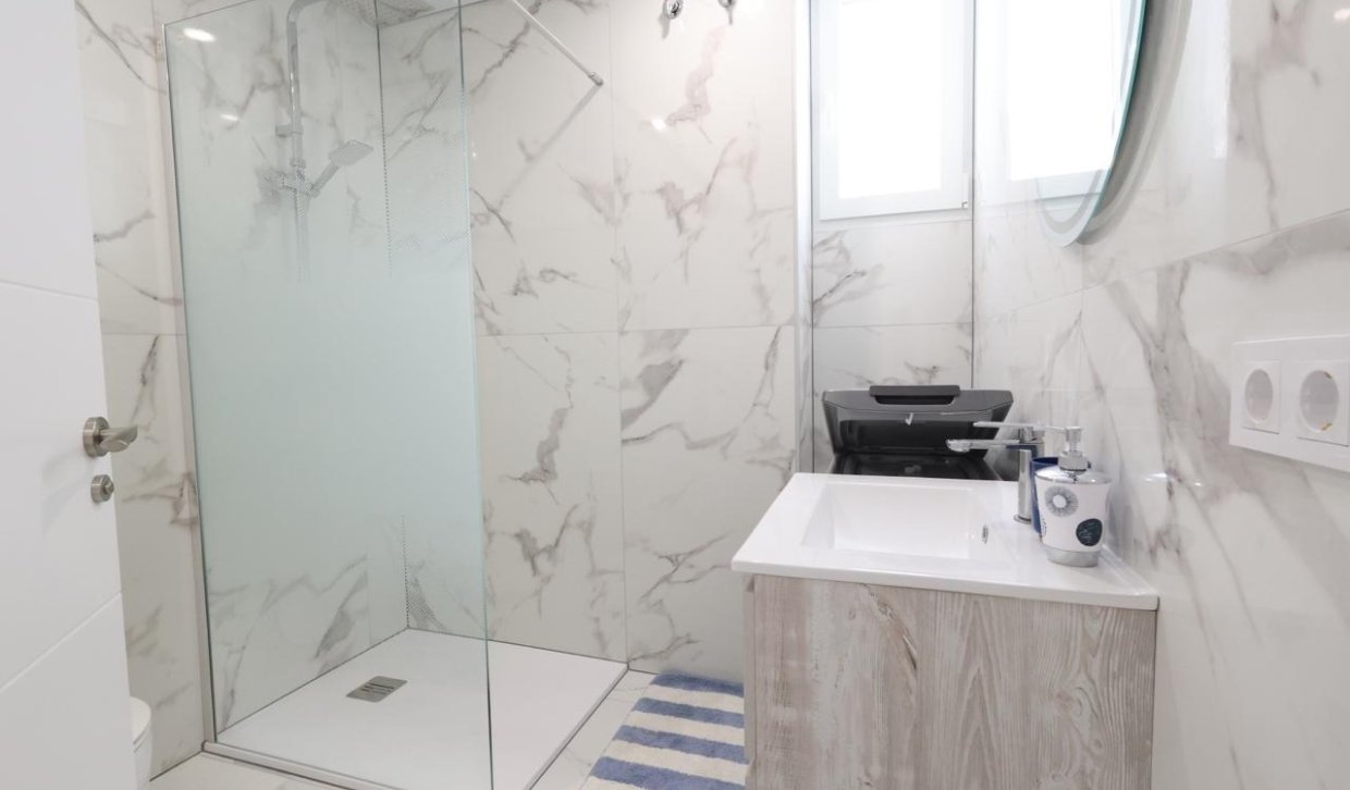 Segunda Mano - Apartamento  - Torrevieja - Acequion