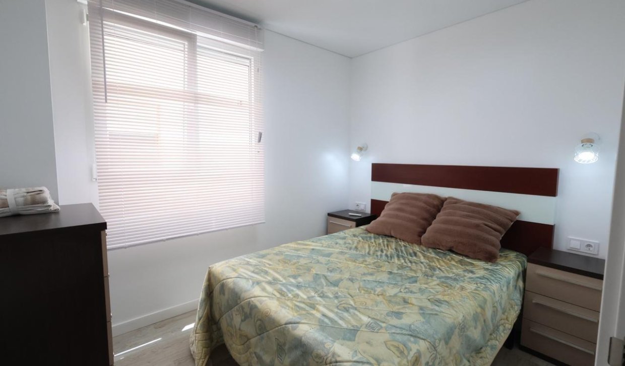 Segunda Mano - Apartamento  - Torrevieja - Acequion