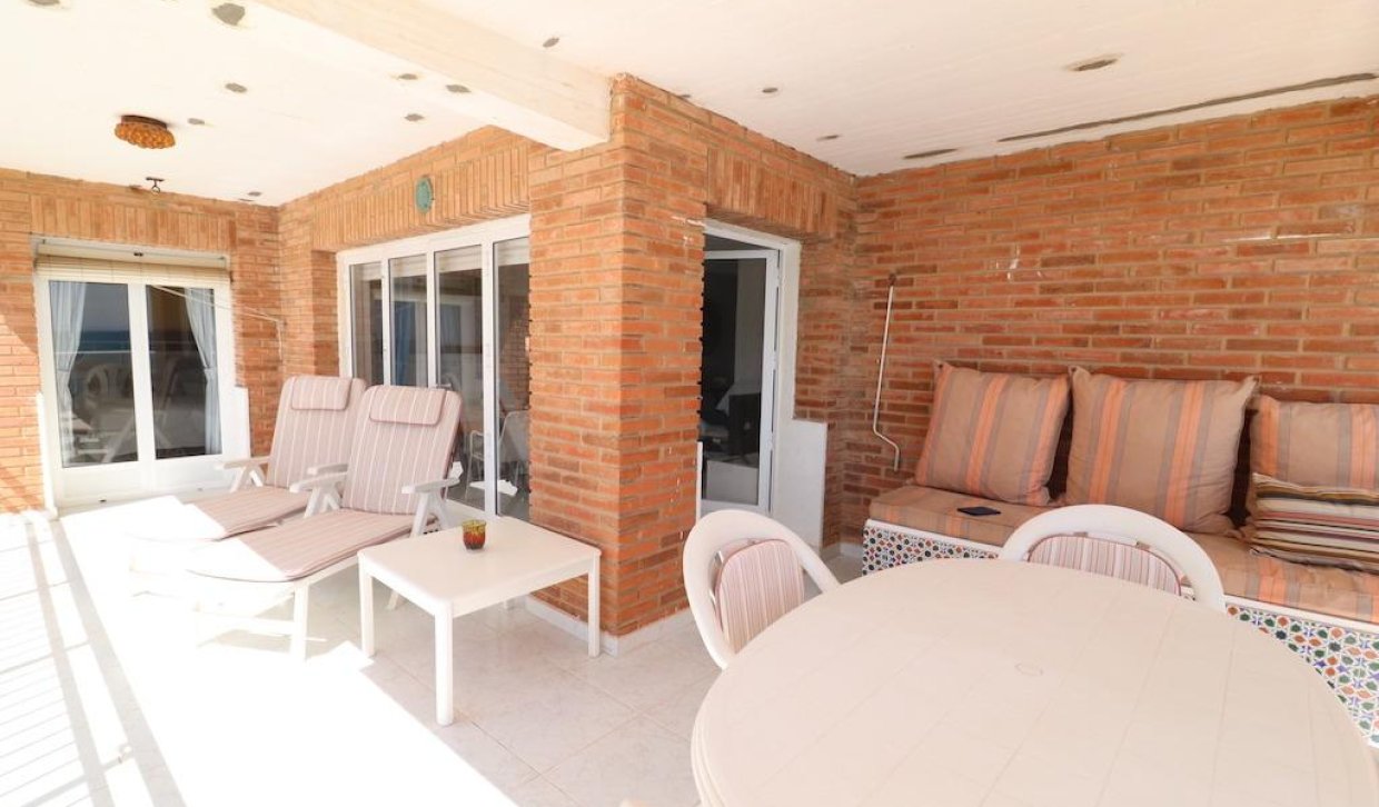 Verhuur - Appartement  - Orihuela Costa - Campoamor