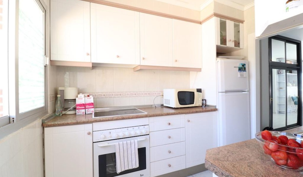 Verhuur - Appartement  - Orihuela Costa - Campoamor