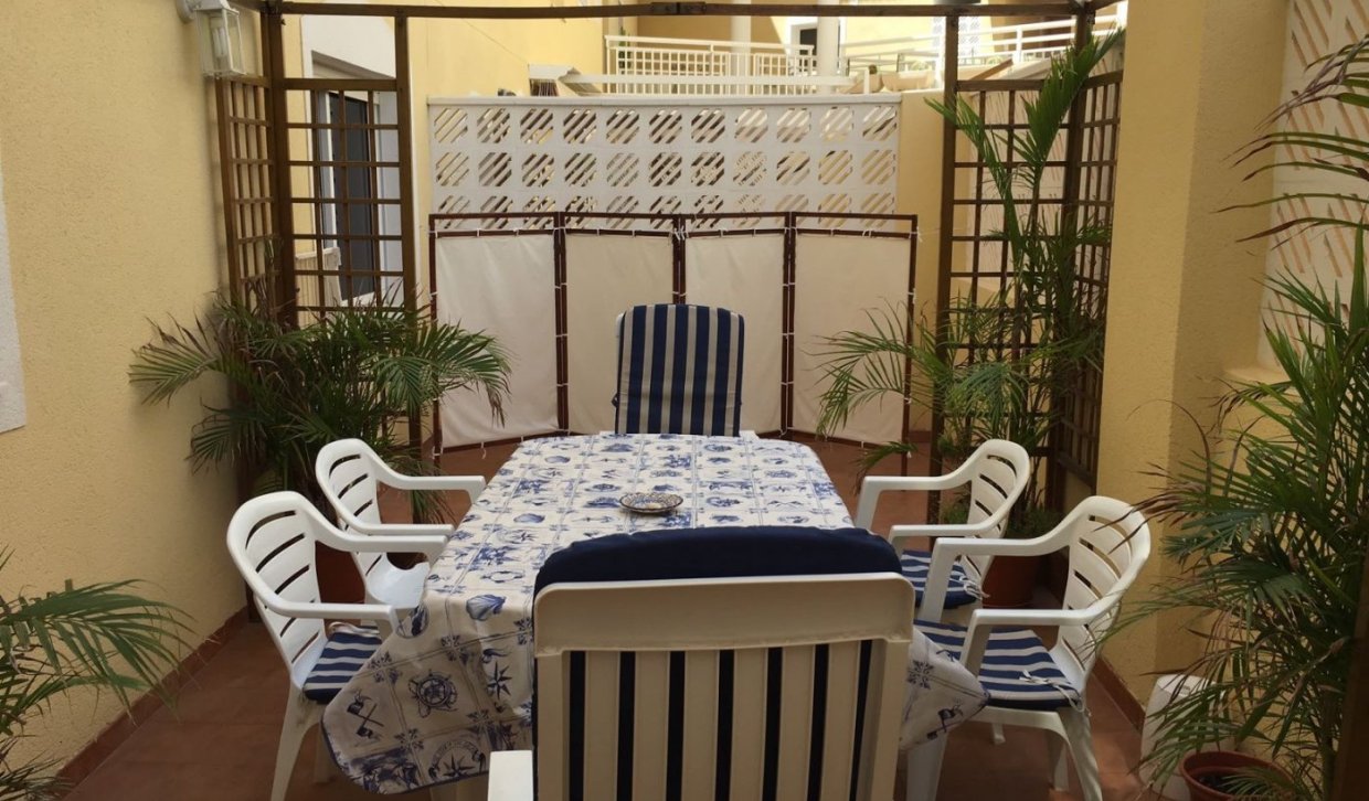 Verhuur - Appartement  - Campoamor - Dehesa de campoamor