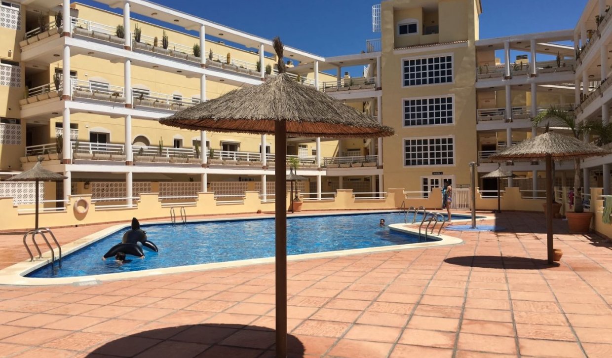 Verhuur - Appartement  - Campoamor - Dehesa de campoamor