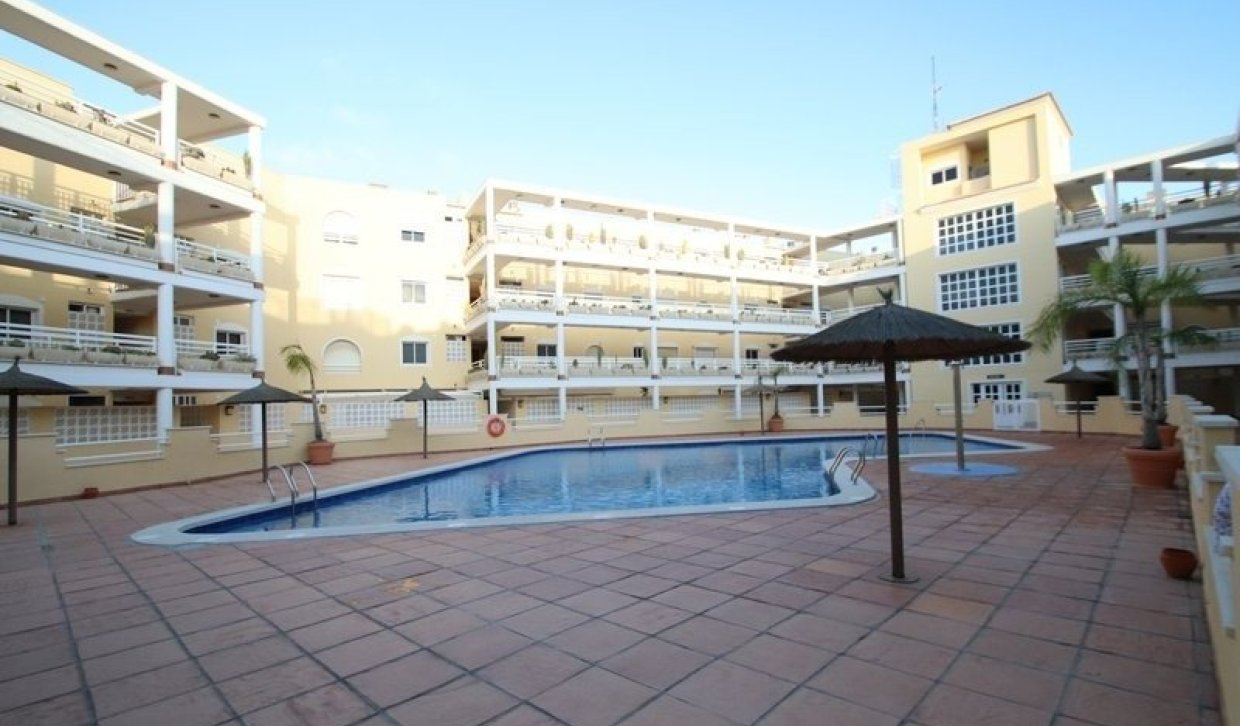 Verhuur - Appartement  - Campoamor - Dehesa de campoamor