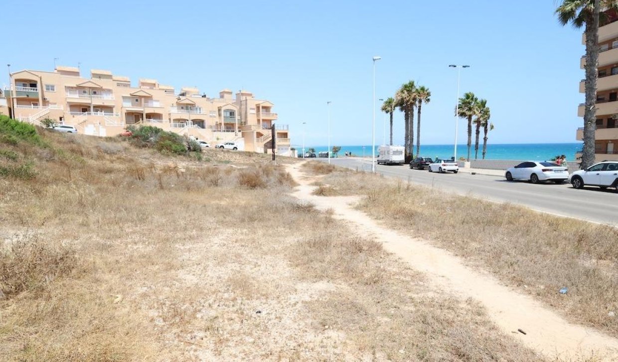 Bestaande woning  - Perceel - Torrevieja - Cabo Cervera