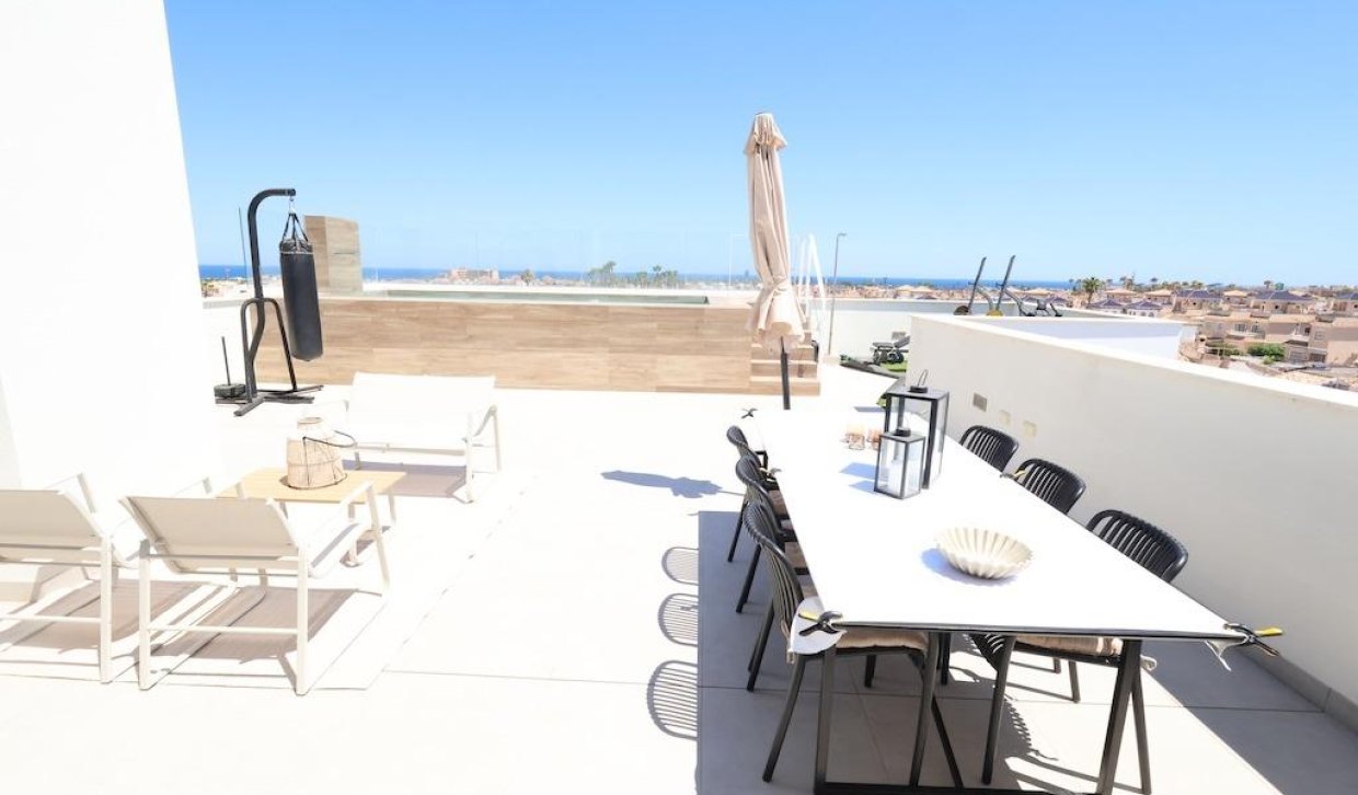 Wynajem długoterminowy - Penthouse - Orihuela Costa - La Zenia