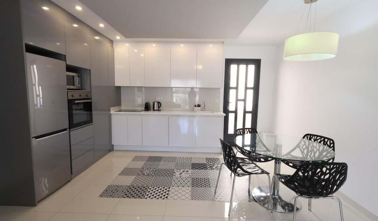 Segunda Mano - Apartamento  - Pilar de la Horadada - Torre De La Horadada
