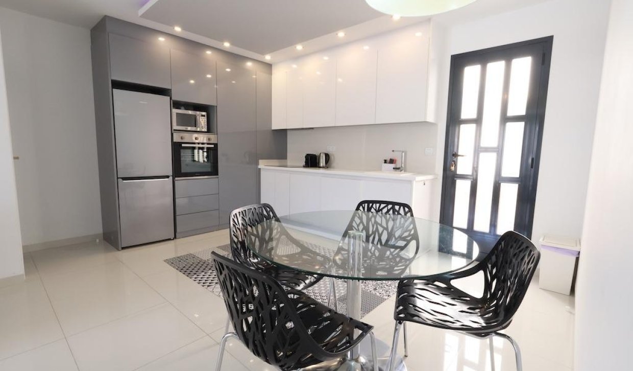 Segunda Mano - Apartamento  - Pilar de la Horadada - Torre De La Horadada
