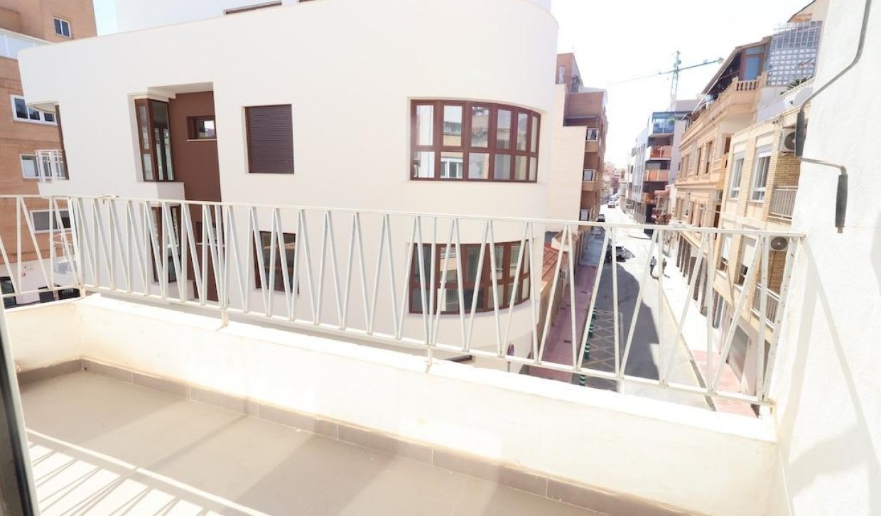 Revente - Appartement - Torrevieja - Centro
