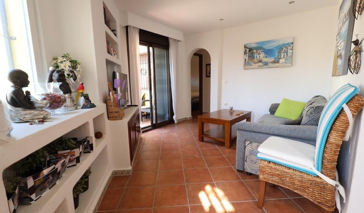 Odsprzedaż - Bungalow na piętrze - Torrevieja - Los Altos