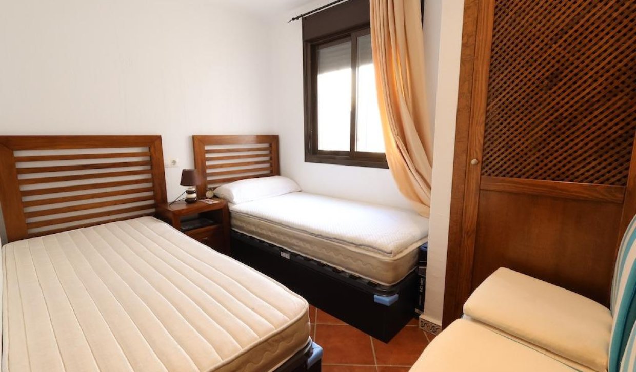 Odsprzedaż - Bungalow na piętrze - Torrevieja - Los Altos