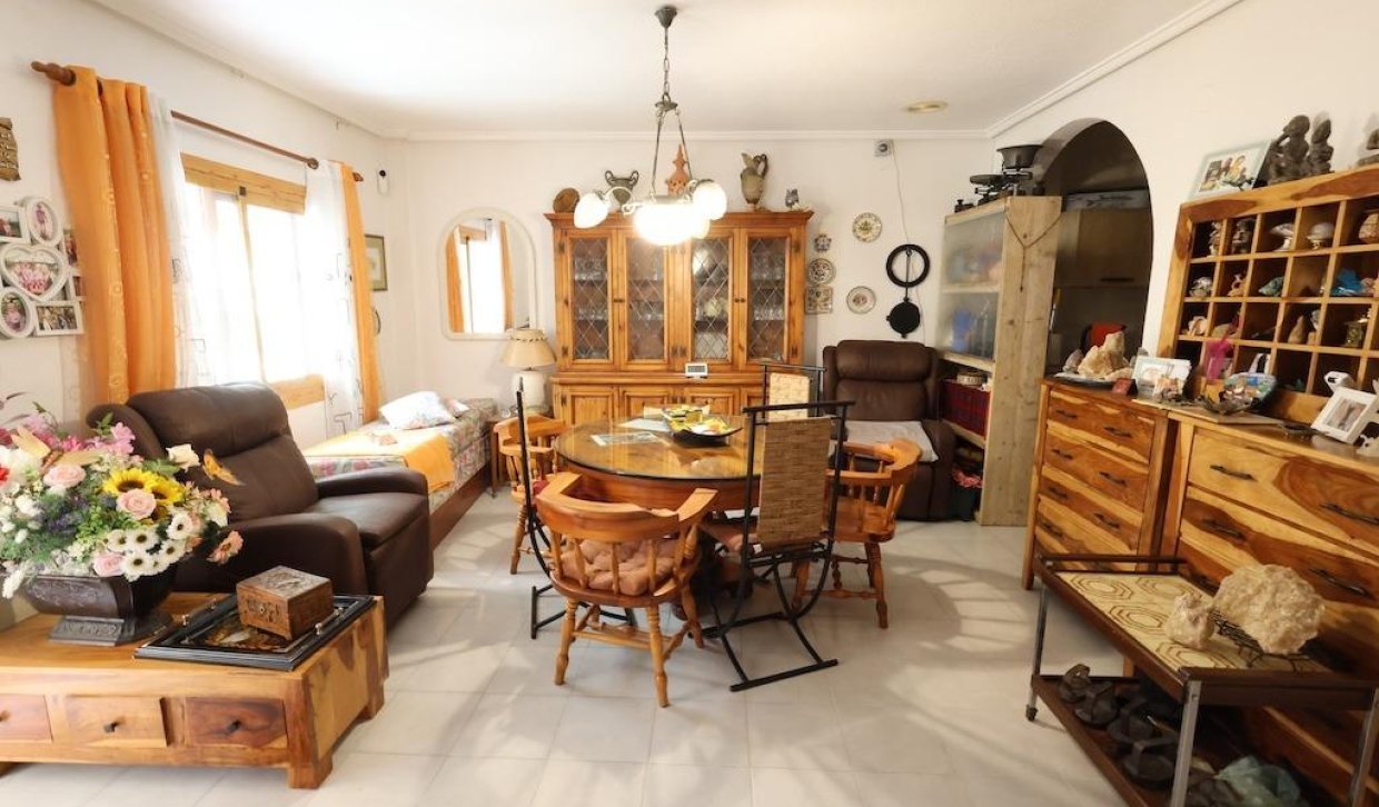 Resale - Bungalow - Torrevieja - Acequion