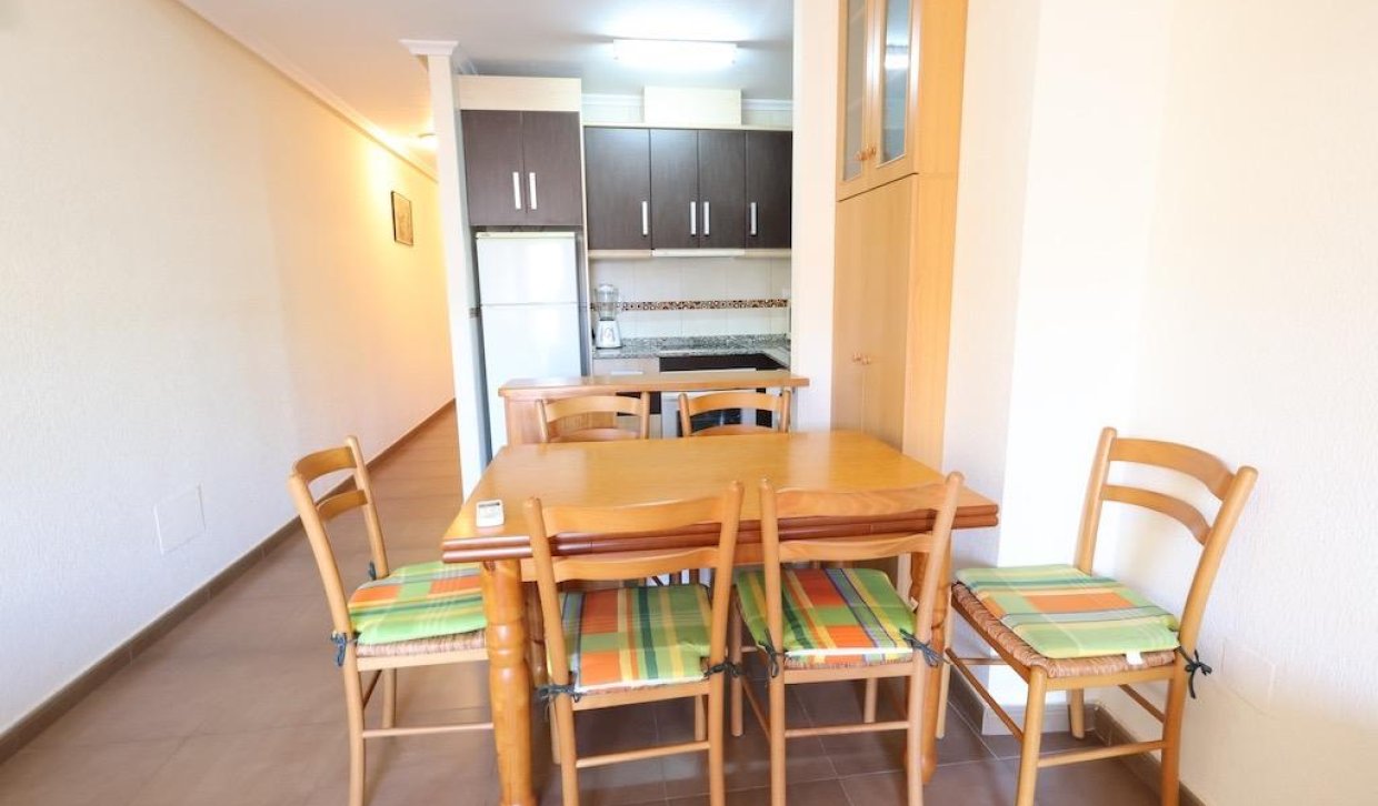Resale - Apartment  - Torrevieja - Centro