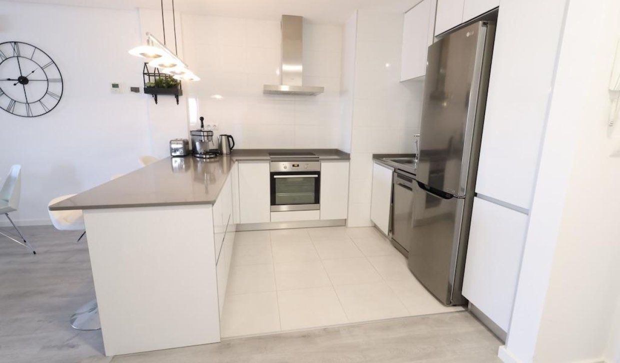 Resale - Apartment  - Orihuela Costa - Los Dolses
