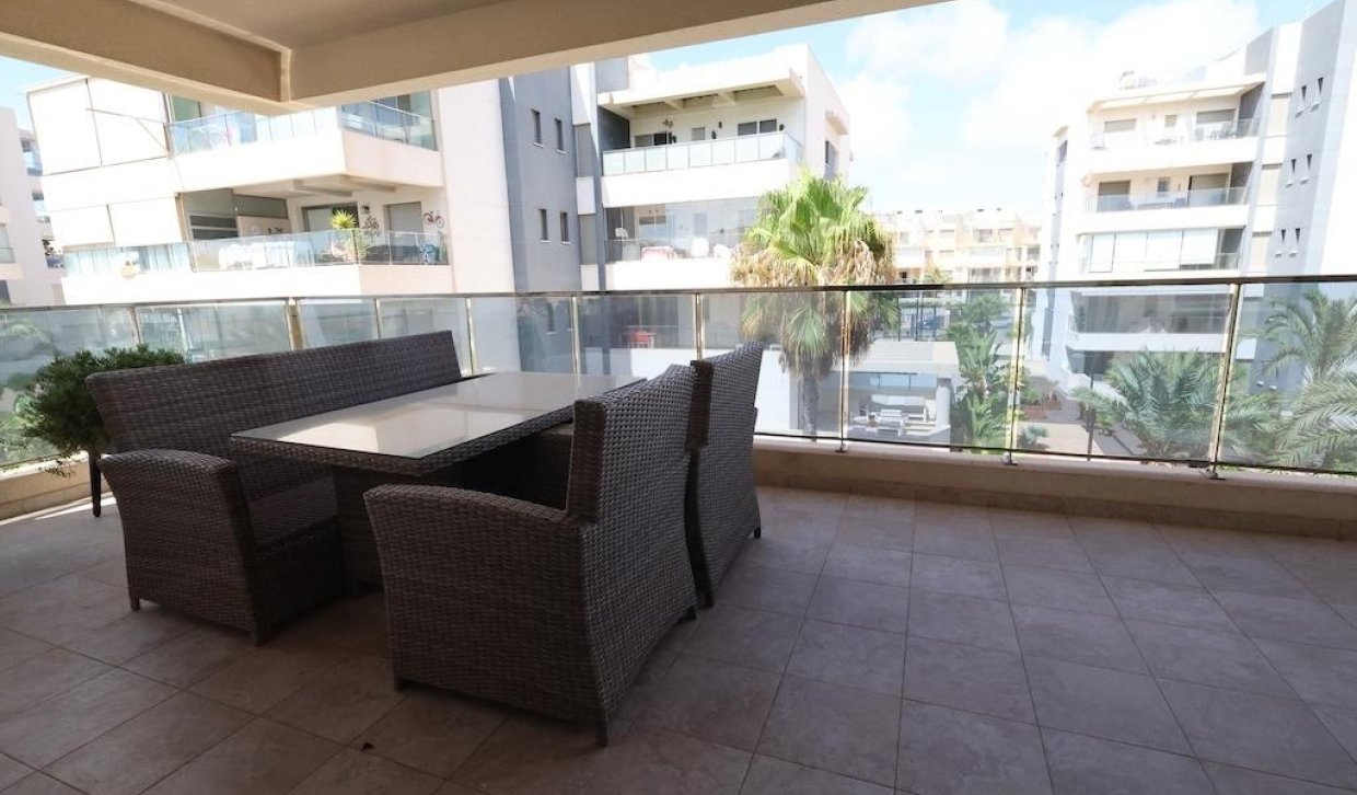 Resale - Apartment  - Orihuela Costa - Los Dolses