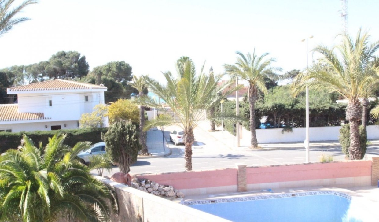 Alquiler a largo plazo - Villa - Orihuela Costa - Cabo Roig