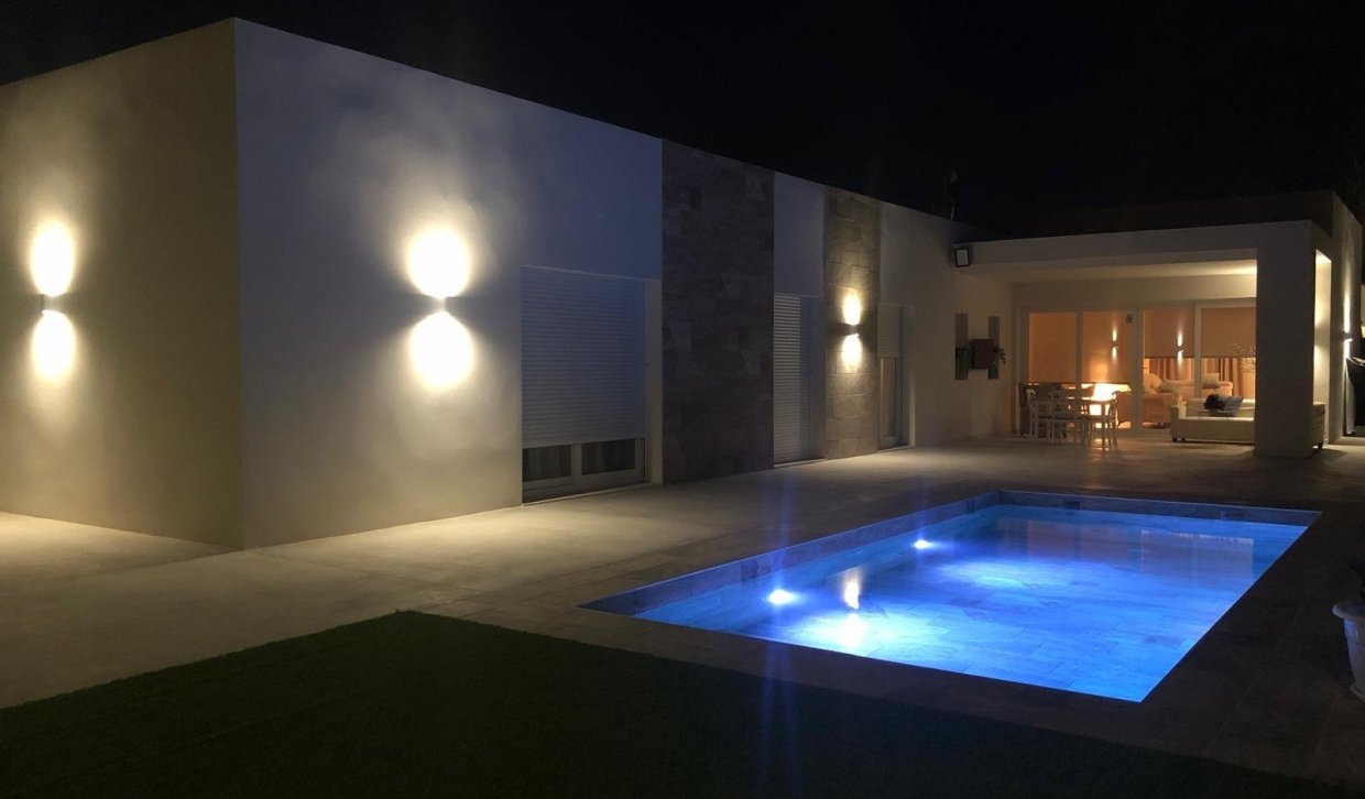 Obra nueva - Villa - Pinoso - Comunidad Valenciana