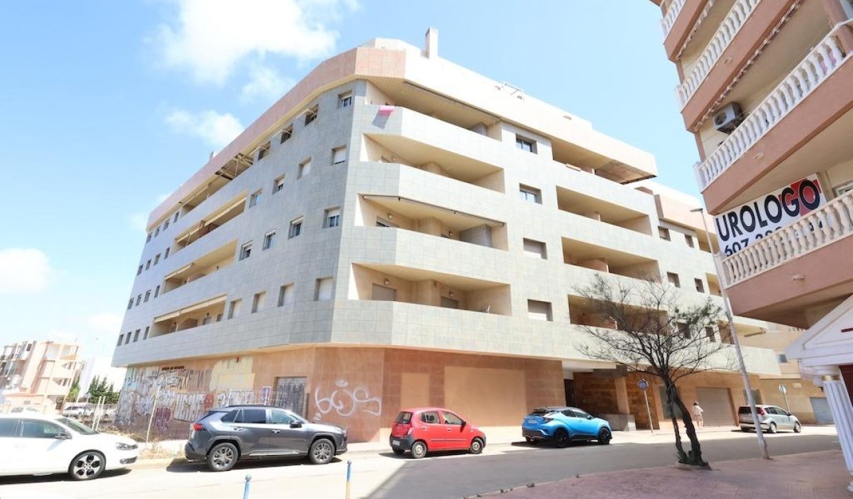 Bestaande woning  - Appartement  - Torrevieja - La Mata pueblo