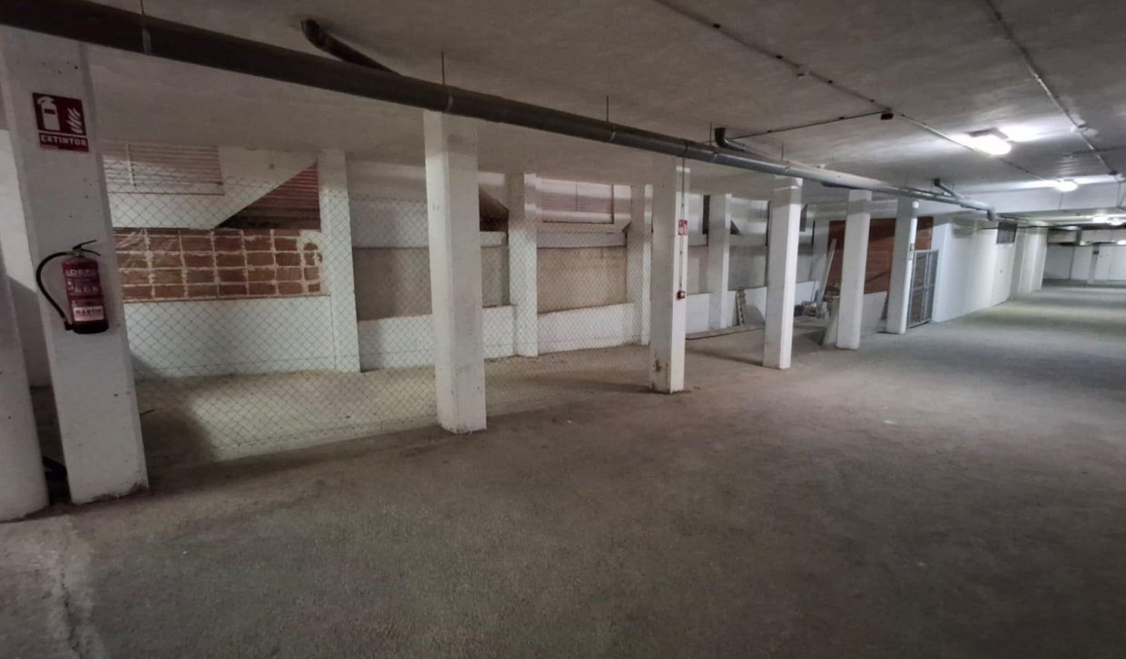 Bestaande woning  - Garage - Orihuela Costa - Los Almendros-La Florida