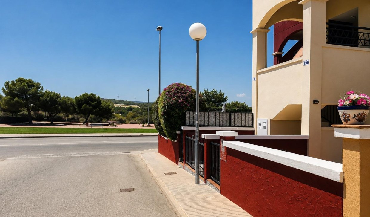 Bestaande woning  - Bungalow - Orihuela Costa - Los Altos