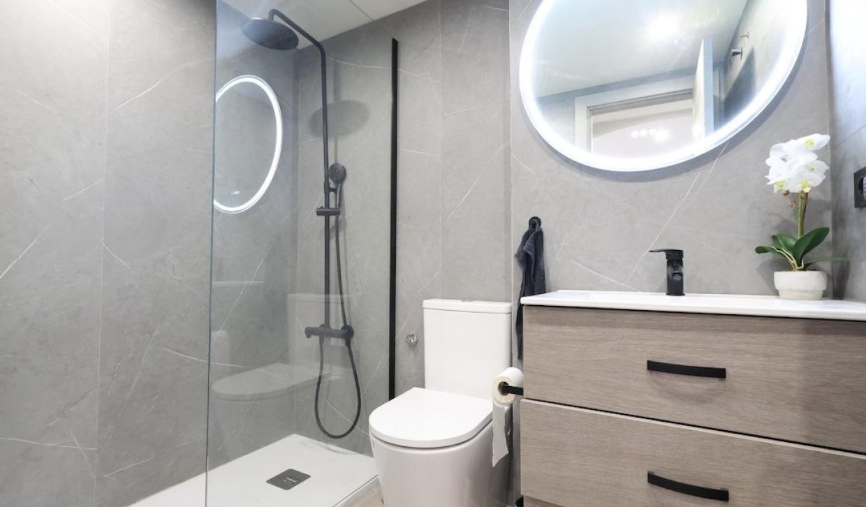 Resale - Apartment  - Orihuela Costa - Aguamarina