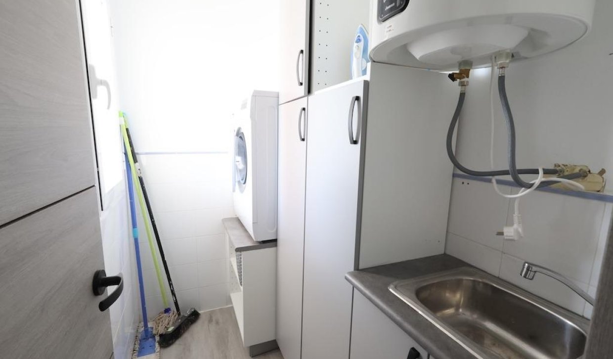 Resale - Apartment  - Orihuela Costa - Aguamarina