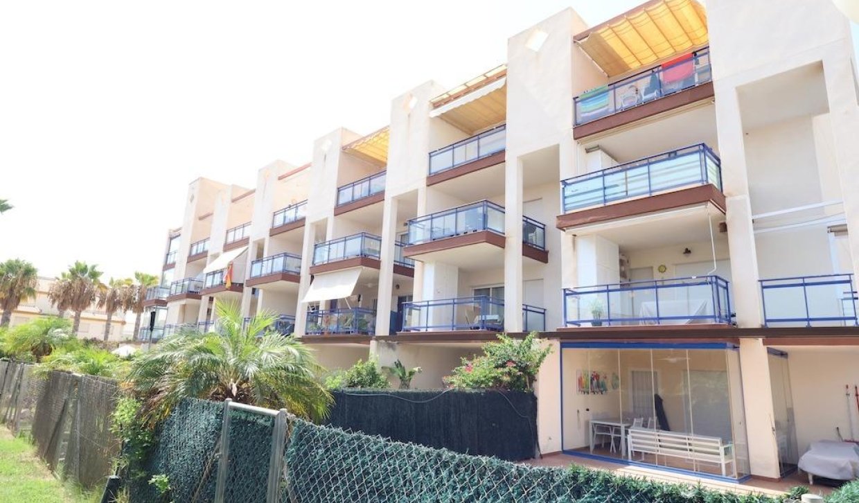 Resale - Apartment  - Orihuela Costa - Aguamarina