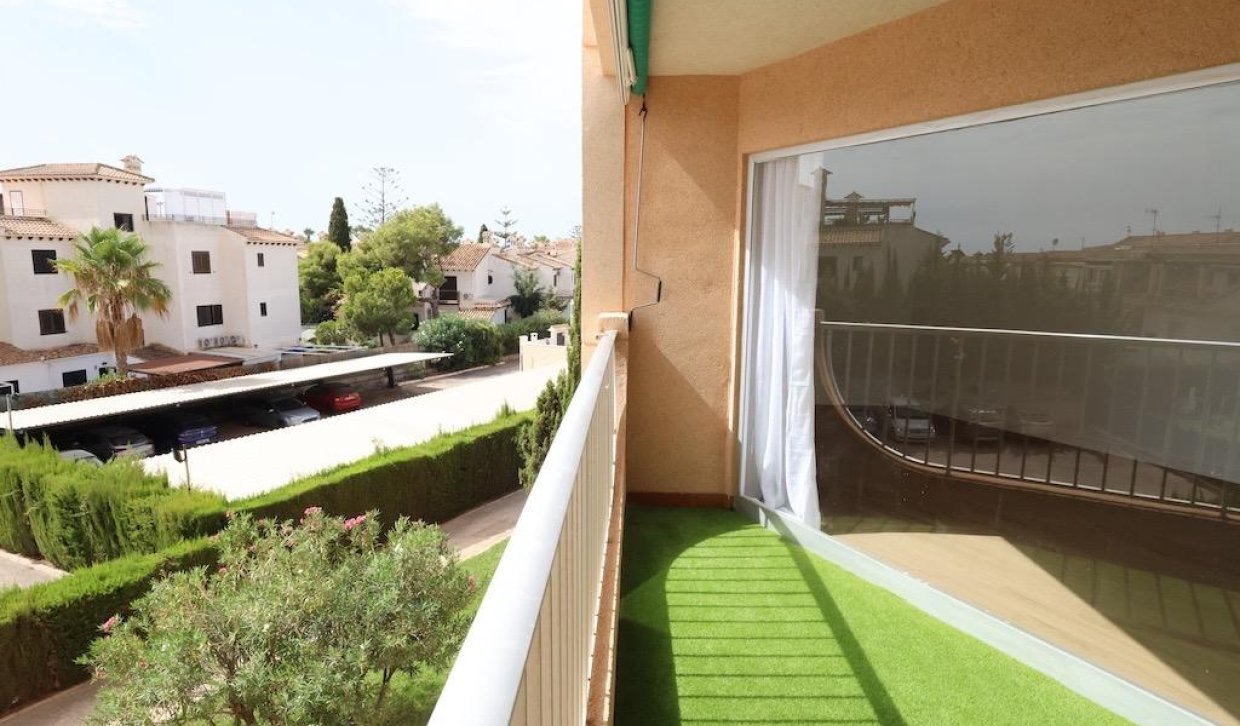 Segunda Mano - Apartamento  - Orihuela Costa - La Zenia