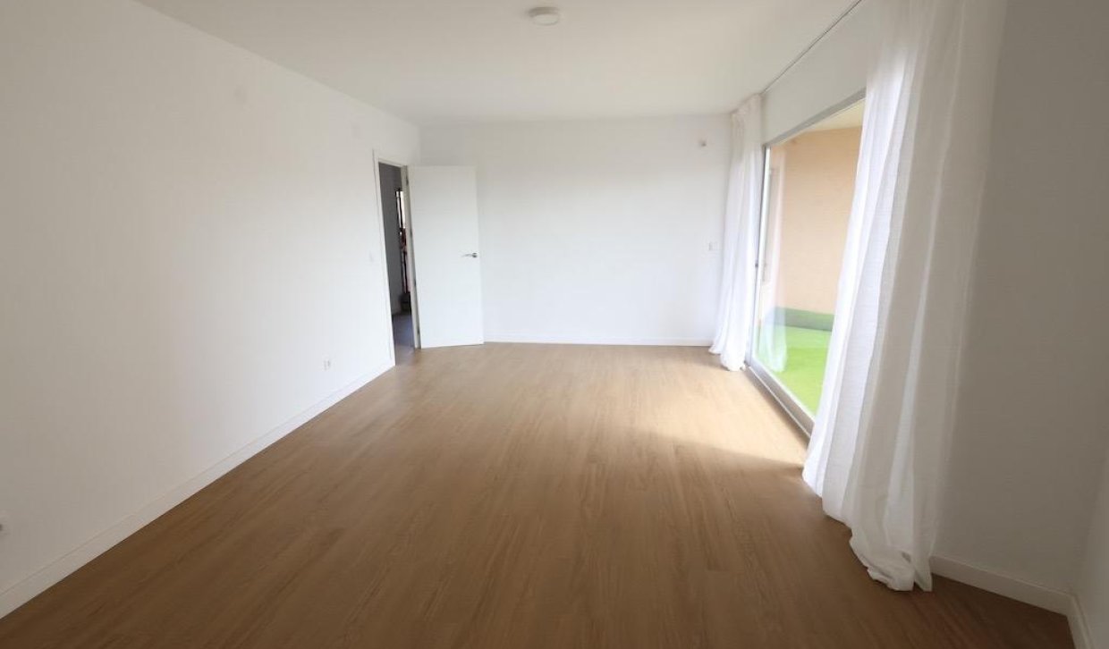 Segunda Mano - Apartamento  - Orihuela Costa - La Zenia