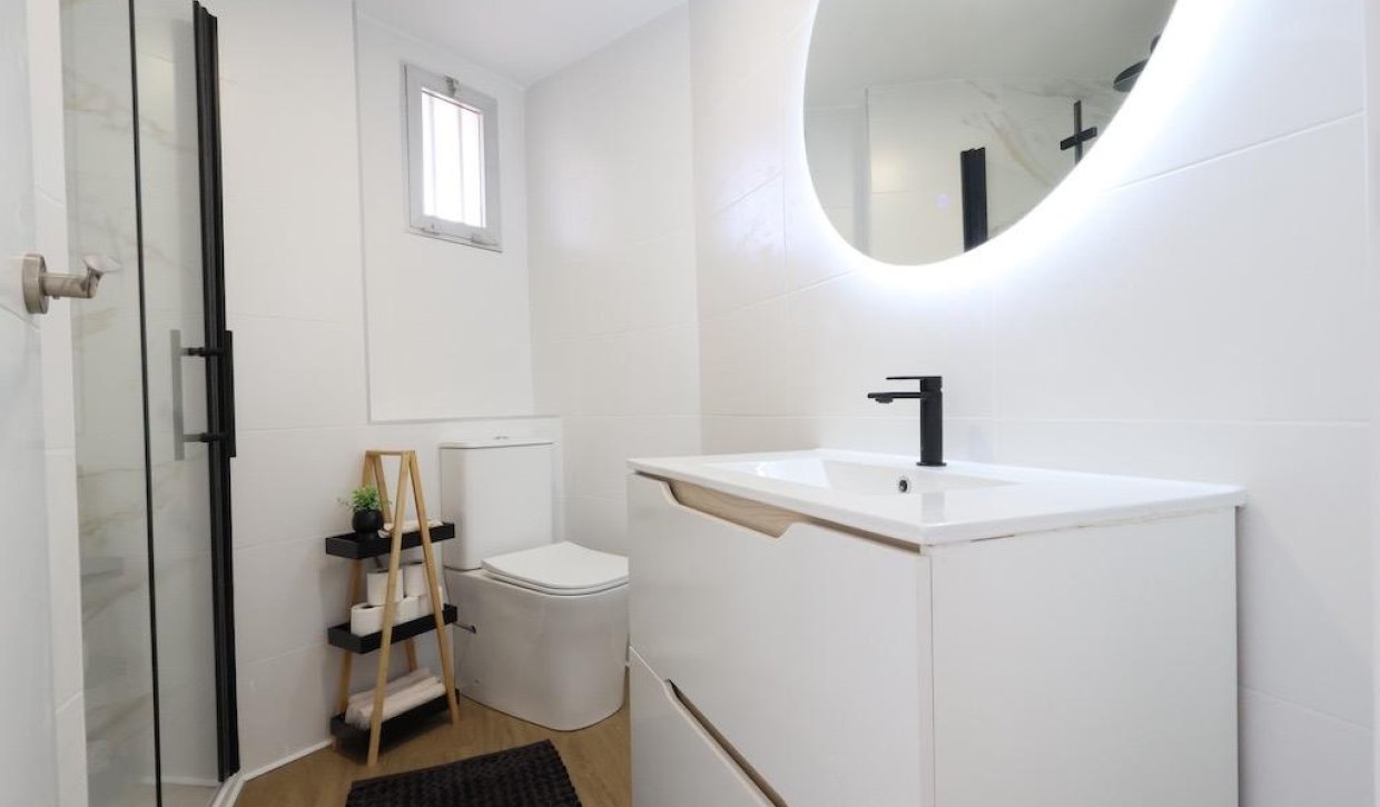 Segunda Mano - Apartamento  - Orihuela Costa - La Zenia