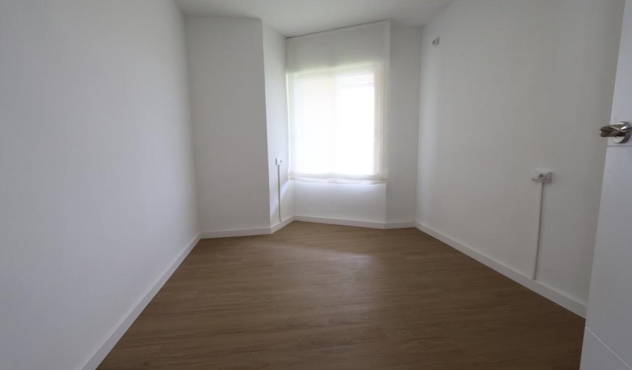Segunda Mano - Apartamento  - Orihuela Costa - La Zenia
