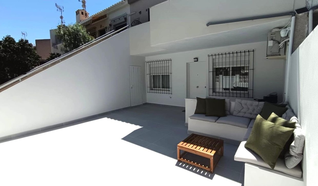 Resale - Bungalow - Orihuela Costa - La Regia