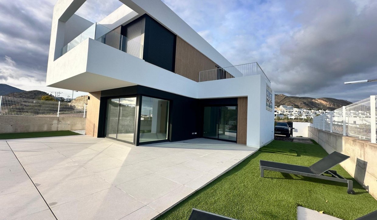 Obra nueva - Villa - Finestrat - Campana Garden