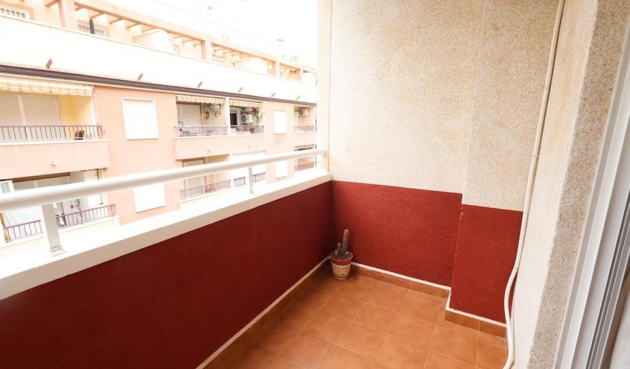 Segunda Mano - Apartamento  - Torrevieja - Parque de las Naciones