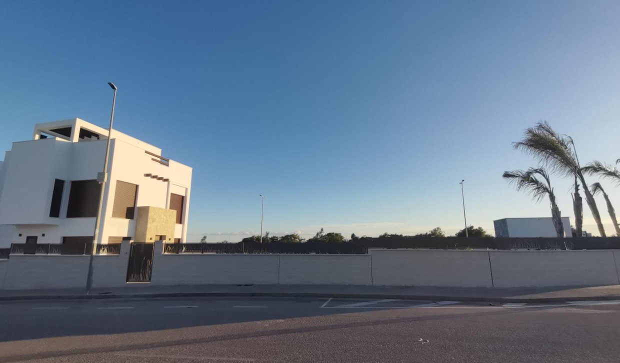 Obra nueva - Villa - Los Montesinos - La Herrada